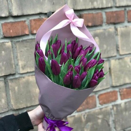 Букет «19 фиолетовых тюльпанов» - фото 5